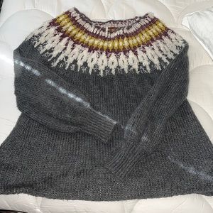 Free people sweater size medium